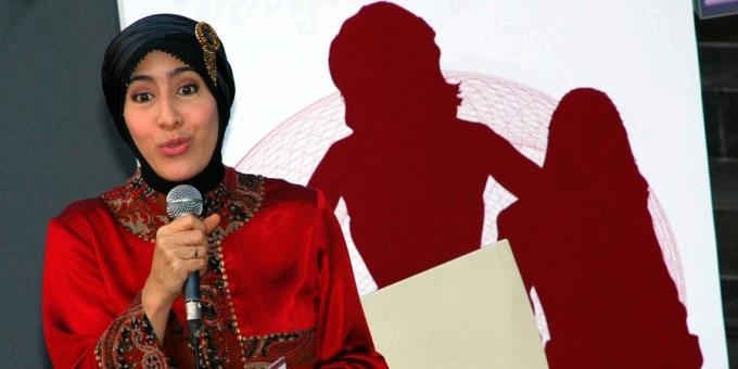 Sandrina Malakiano - Mantan Penyiar MetroTV Terkait Jilbab